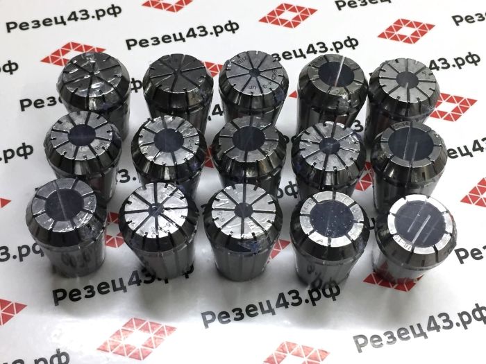 Цанговый патрон Морзе 2 с ключом и с набором цанг ER25 в деревянном кейсе