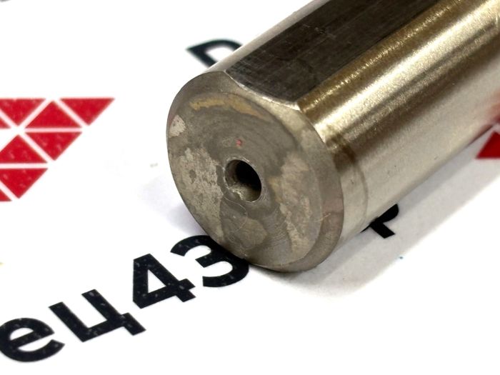 Резец внутреннего точения H16Q-STUCR11 (инструментальная сталь H13)