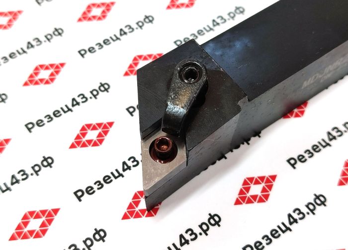 Резец наружного точения MDJNR2525M15