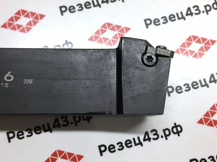 Резец резьбовой SEL3232P16