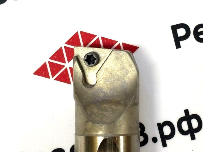 Резец внутреннего точения H16Q-STUCR11 (инструментальная сталь H13)