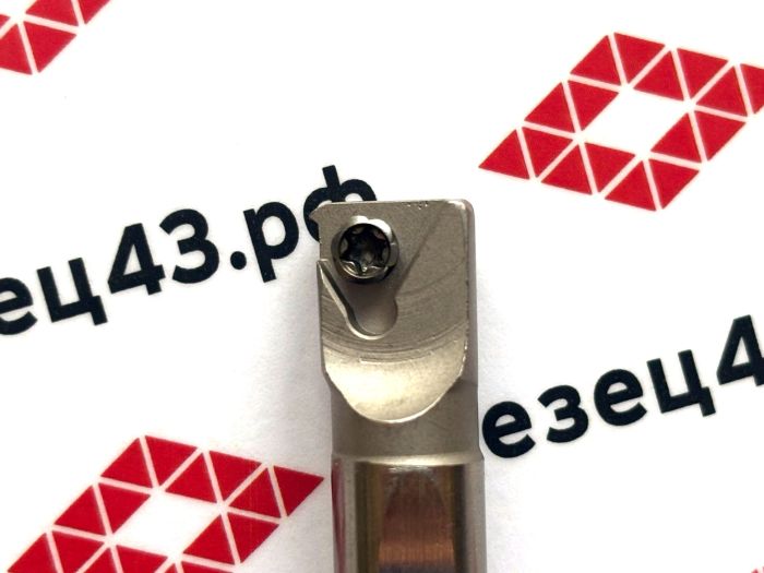 Резец резьбовой HNR0008K08 (инструментальная сталь H13)