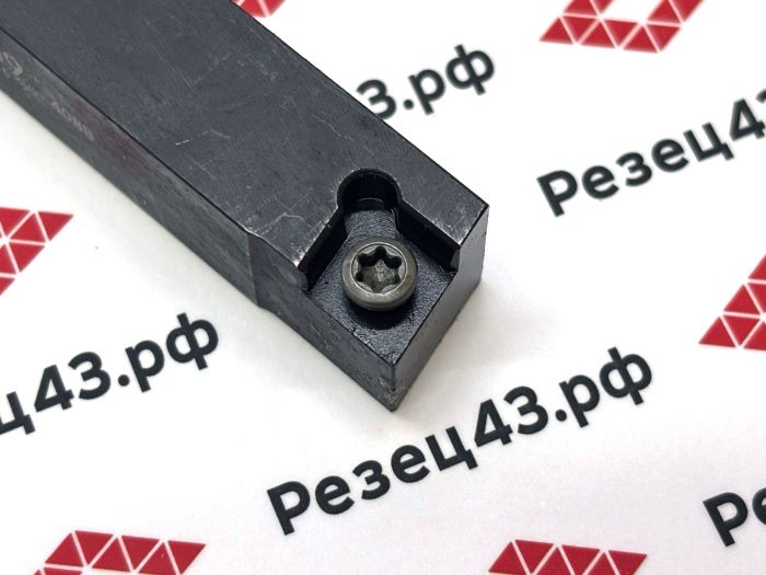 Резец наружного точения SCACL1414H09