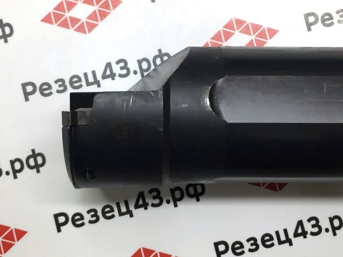 Резец резьбовой SNR0040T22 Тип пластины: 22IR