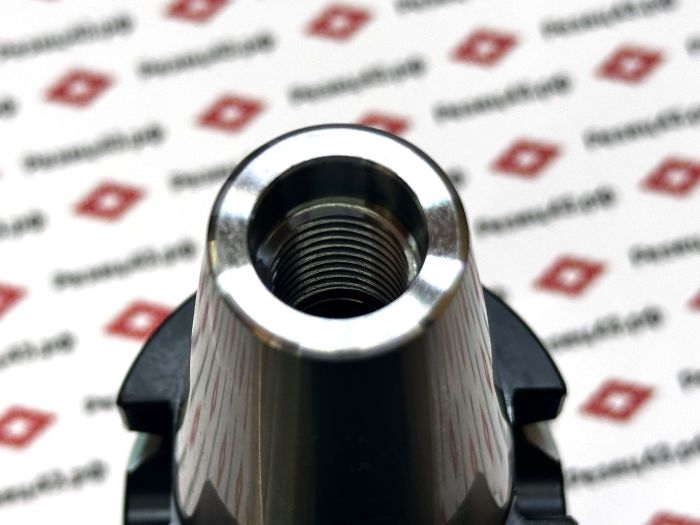 Патрон быстросменный резьбонарезной BT40-GT24-130L